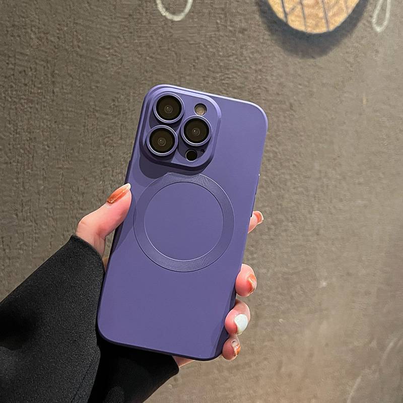 22060 iPhone 12Pro защитная крышка-чехол, магнитная, силикон.