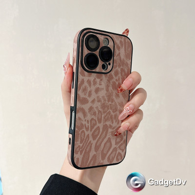 38092  iPhone 15 ProMax защитная крышка-чехол, животный принт