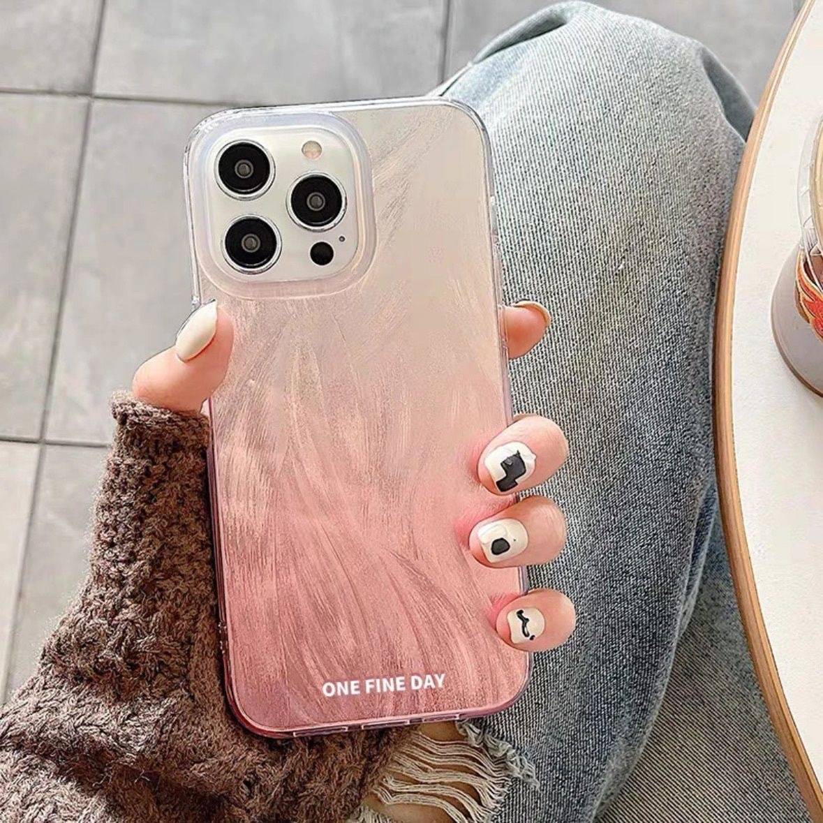 38799 iPhone 17Pro защитная крышка-чехол пластик с рисунком