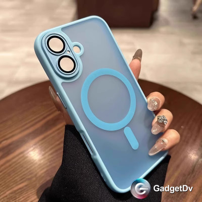 38392  iPhone 17 защитная крышка-чехол пластик MagSafe