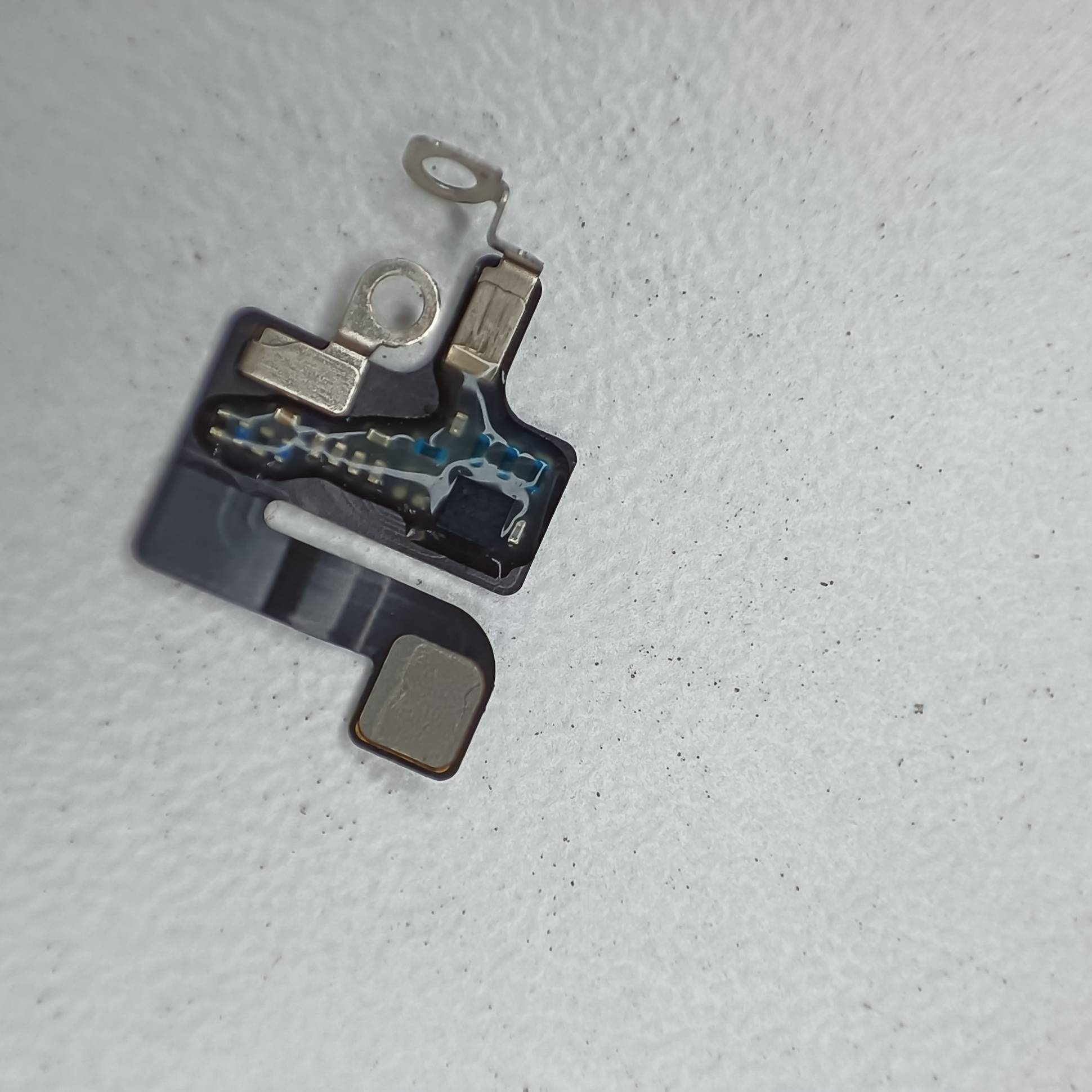 Антенна Wi-Fi iPhone 7