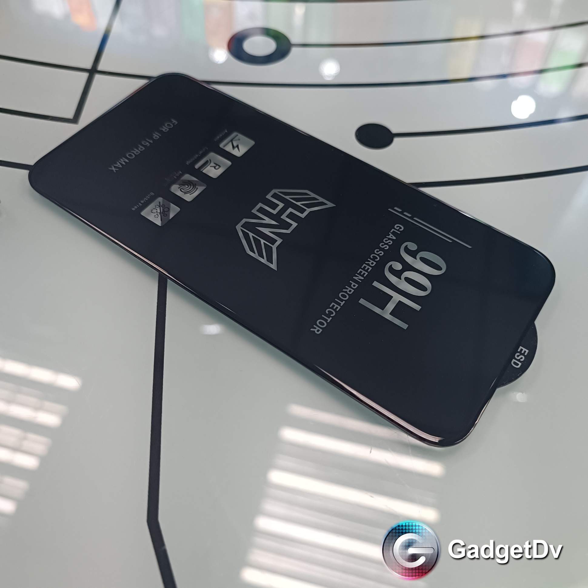 23363 Защитное стекло iPhone 15 ProMax