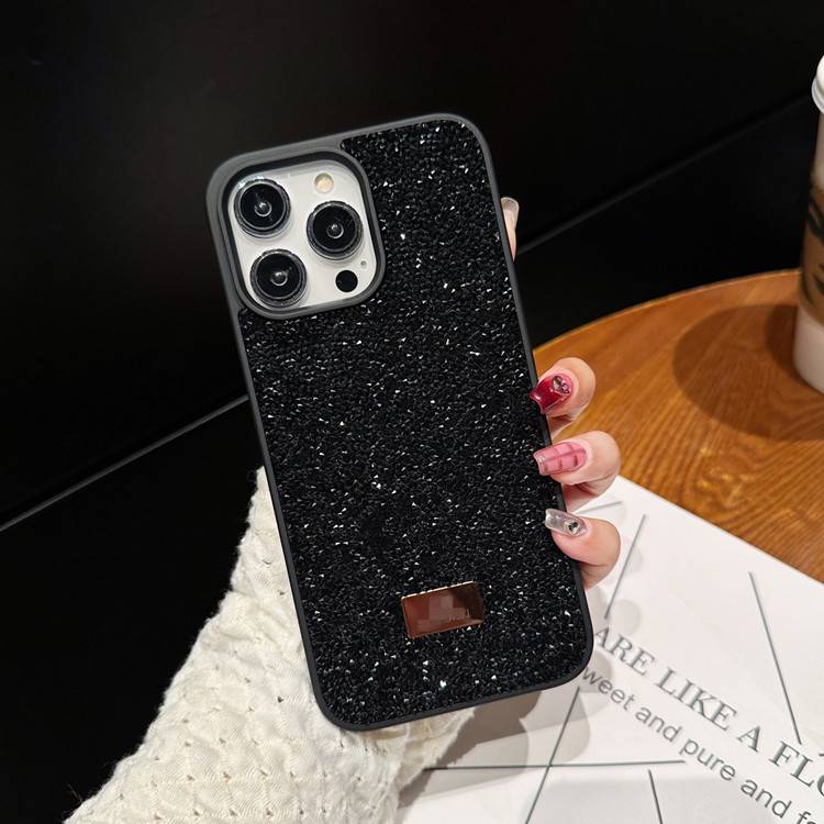 26817 Защитная крышка iPhone 15 Swarovski