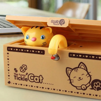 10713 Копилка кот в большой коробке "Tickle Cat"