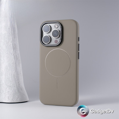 38822  iPhone 17Pro защитная крышка-чехол матовый пластик