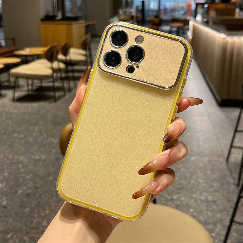 38006 iPhone 15 Защитная крышка мелкие блестки