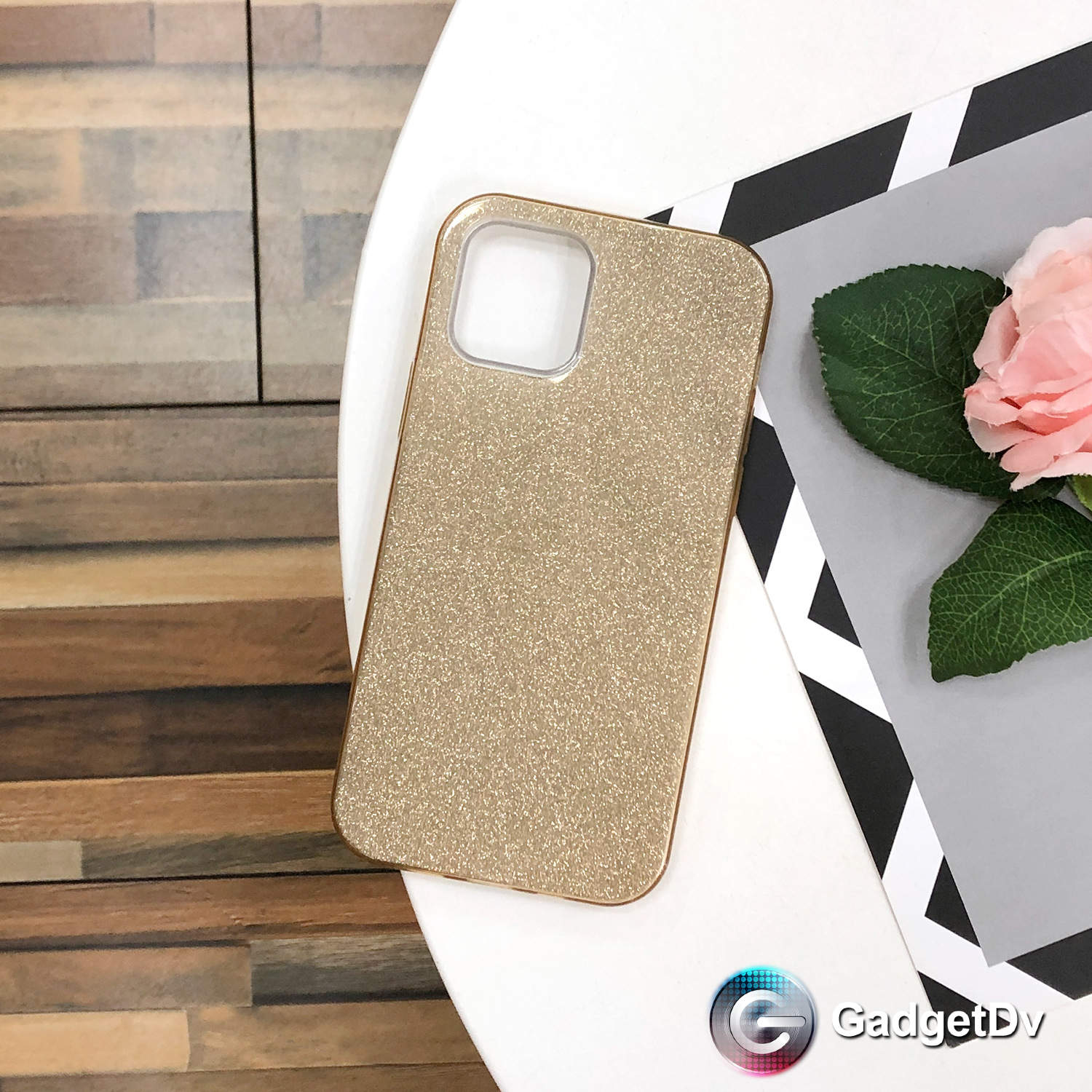 60179 iPhone 11 защитная крышка-чехол, "Блестки"