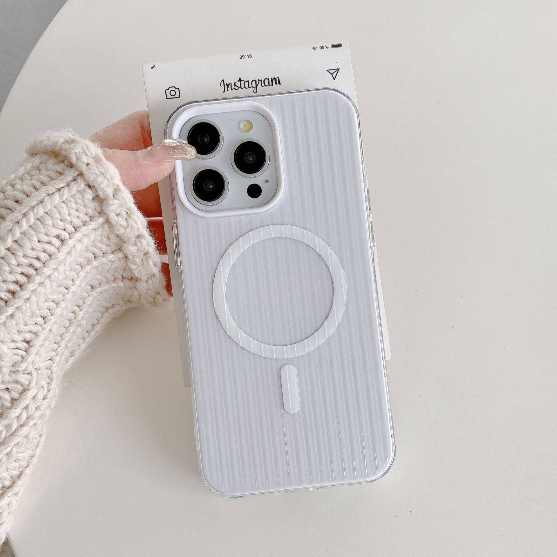 38010 iPhone 15 ProMax защитная крышка-чехол, MagSafe пластик