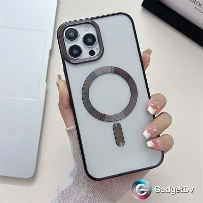 27027  iPhone 15 защитная крышка-чехол, магнитная с окантовкой
