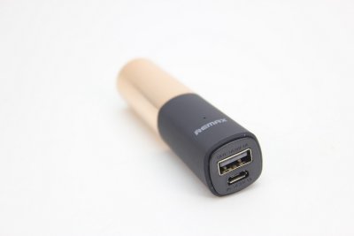 5-128 Портативный аккумулятор 2400 mAh (золотой)RPL-12