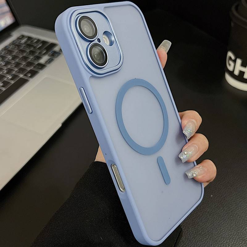 38115 iPhone 15 Защитная крышка MagSafe пластик