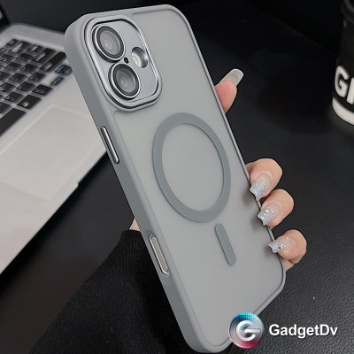 38116  iPhone 16 защитная крышка-чехол пластик MagSafe 