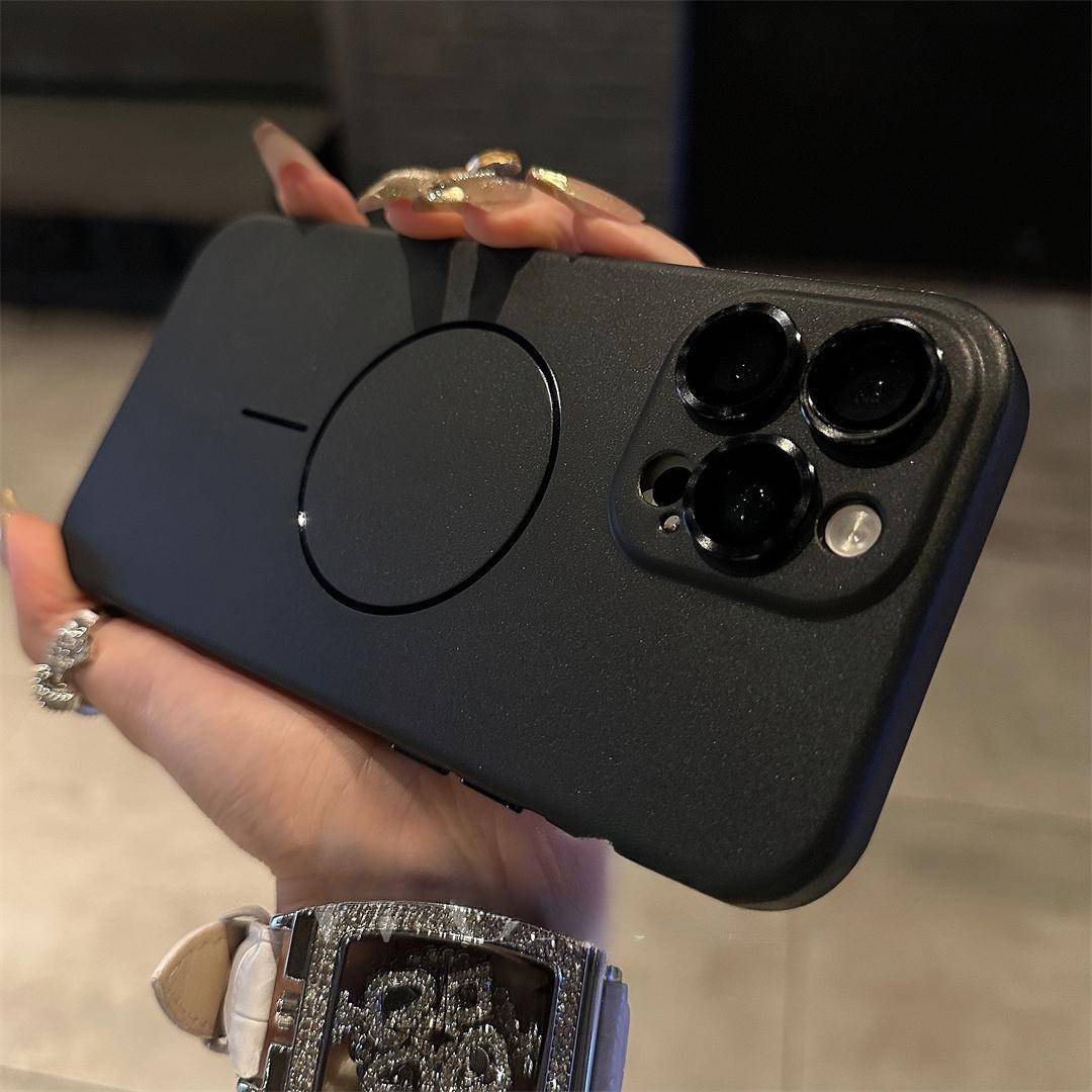 22087 Защитная крышка iPhone 14, магнитная, силикон