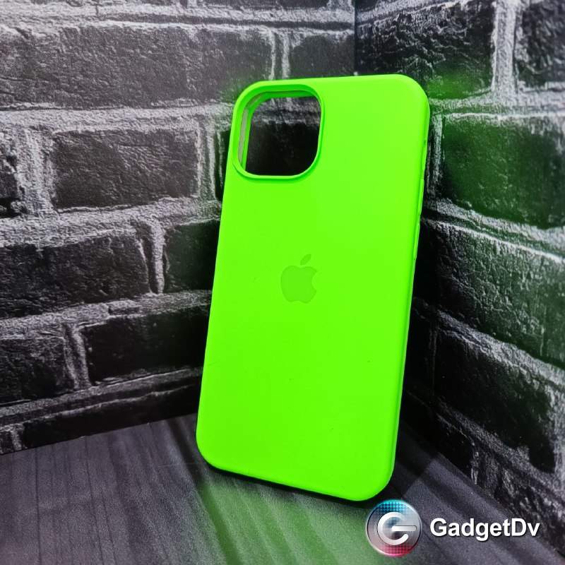 20022 iPhone 13 защитная крышка-чехол Silicone Case с логотопом