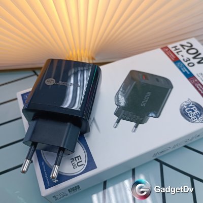 20519 СЗУ USB Q.C 3.0 Hlotus HL-30