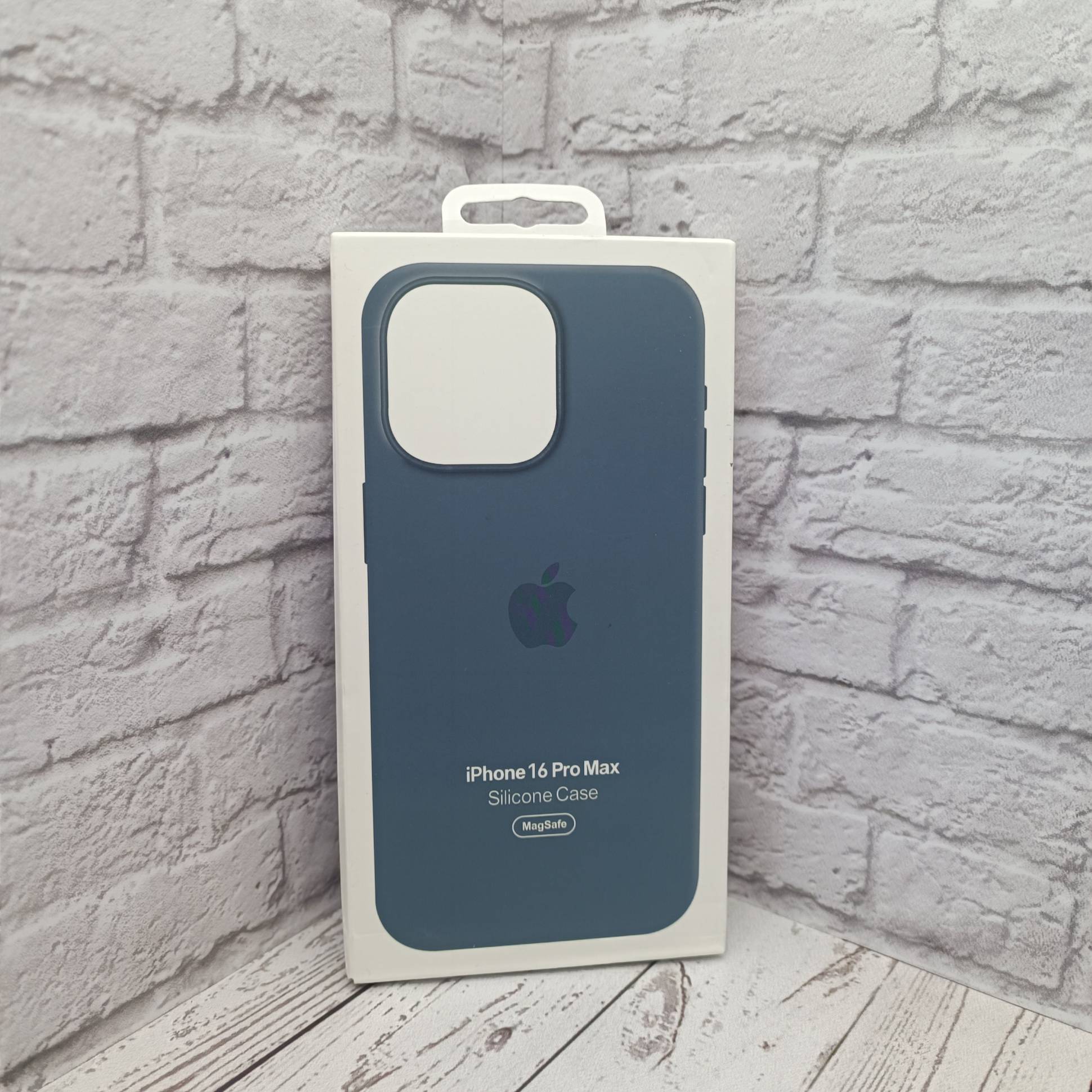 35027 iPhone 16 ProMax защитная крышка-чехол orig.