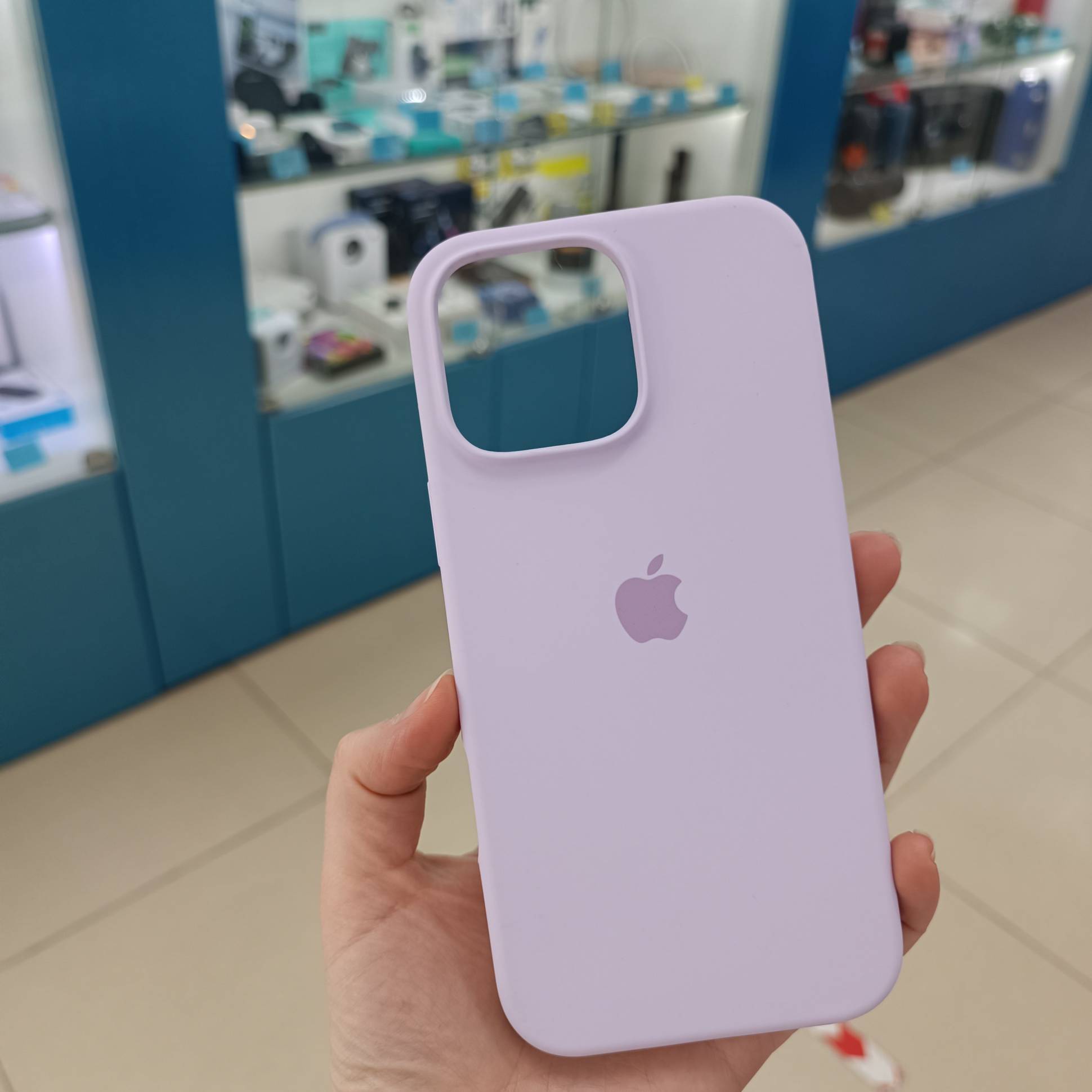 31029 iPhone 16 ProMax защитная крышка-чехол Silicone Cace с логотипом