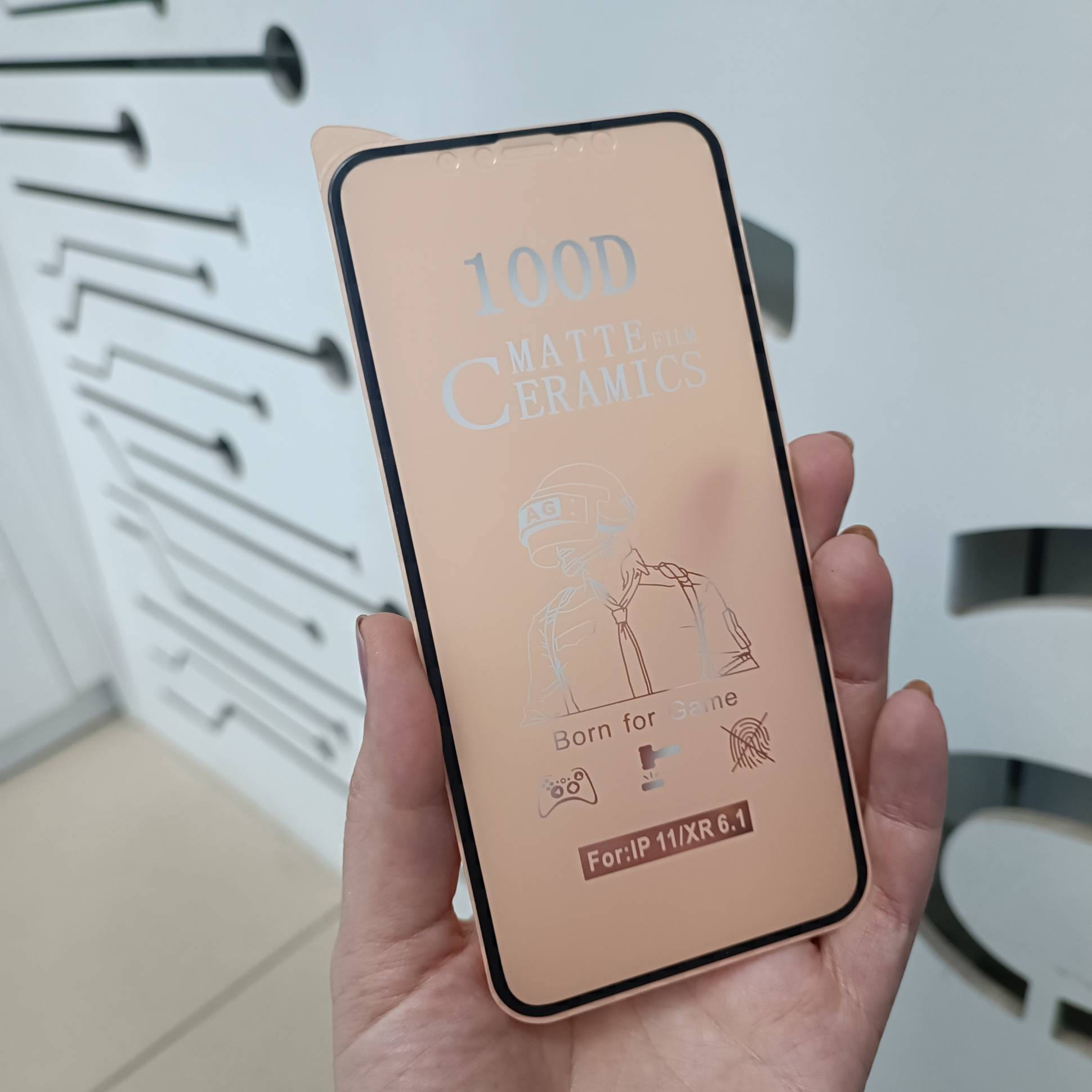 80010 Защитная пленка iPhone XR/11, керамическая матовая