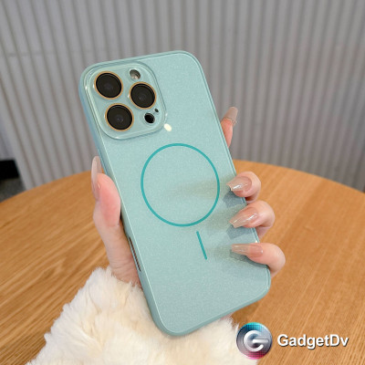 38040  iPhone 16 защитная крышка-чехол бестки MagSafe