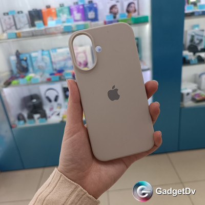 31027 iPhone 16 защитная крышка-чехол Silicone Case с логотипом