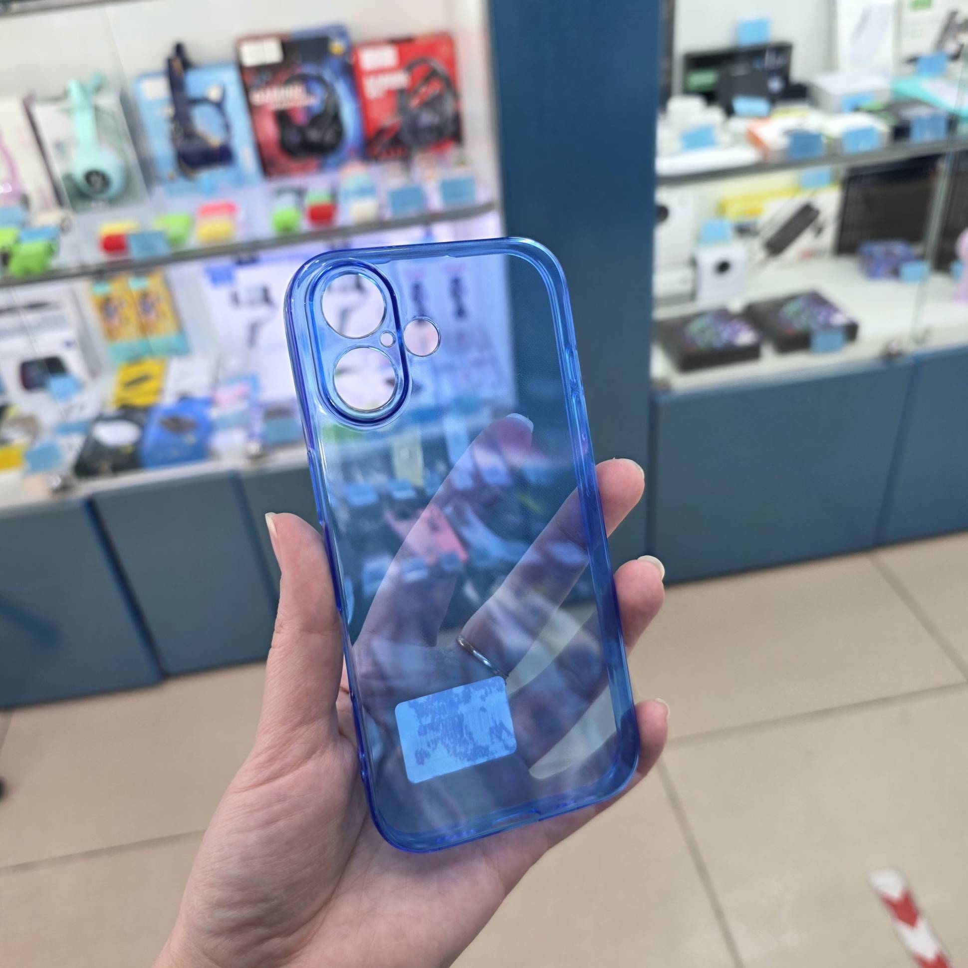 38431 iPhone 16 защитная крышка-чехол, неон
