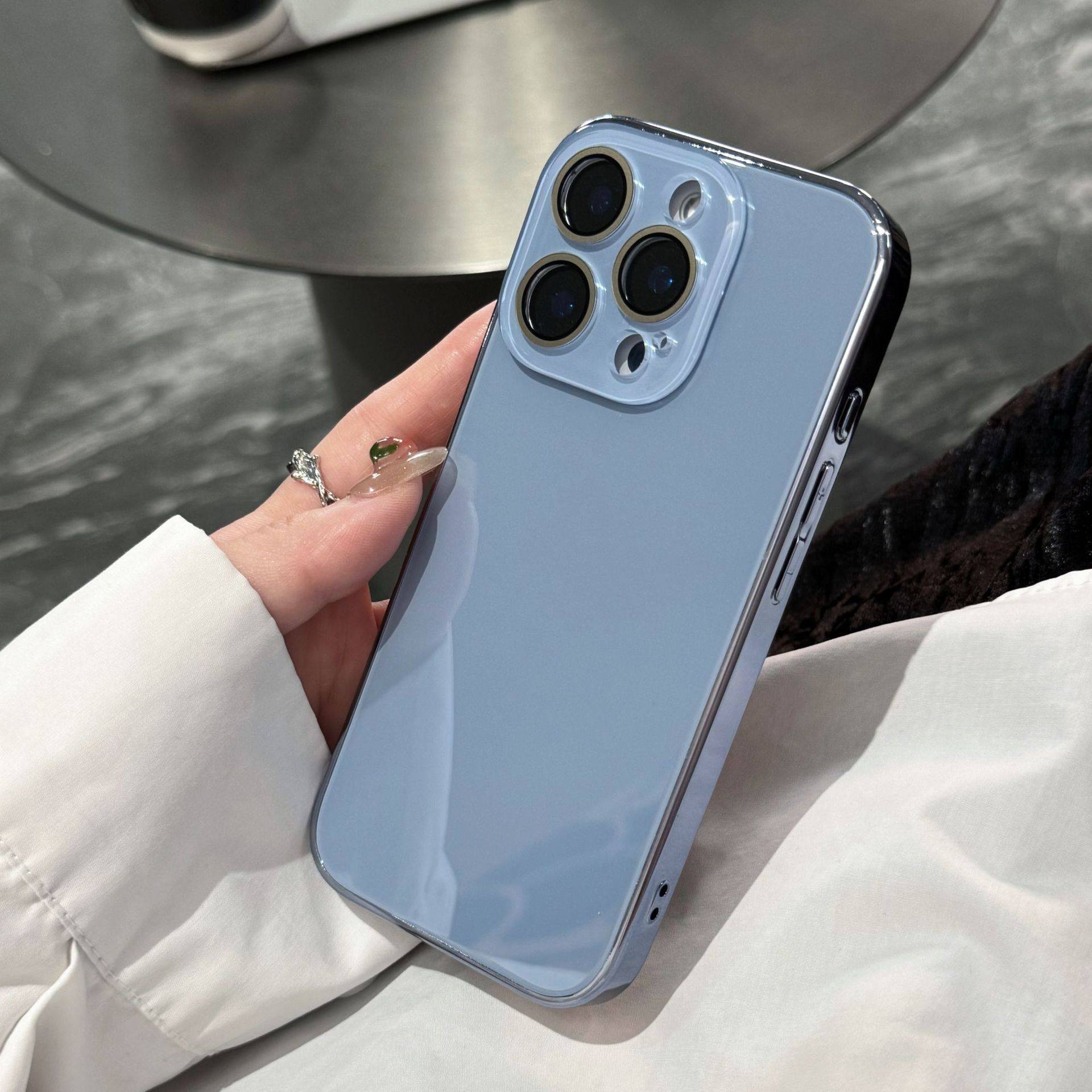 38130 iPhone 16 ProMax защитная крышка-чехол глянец