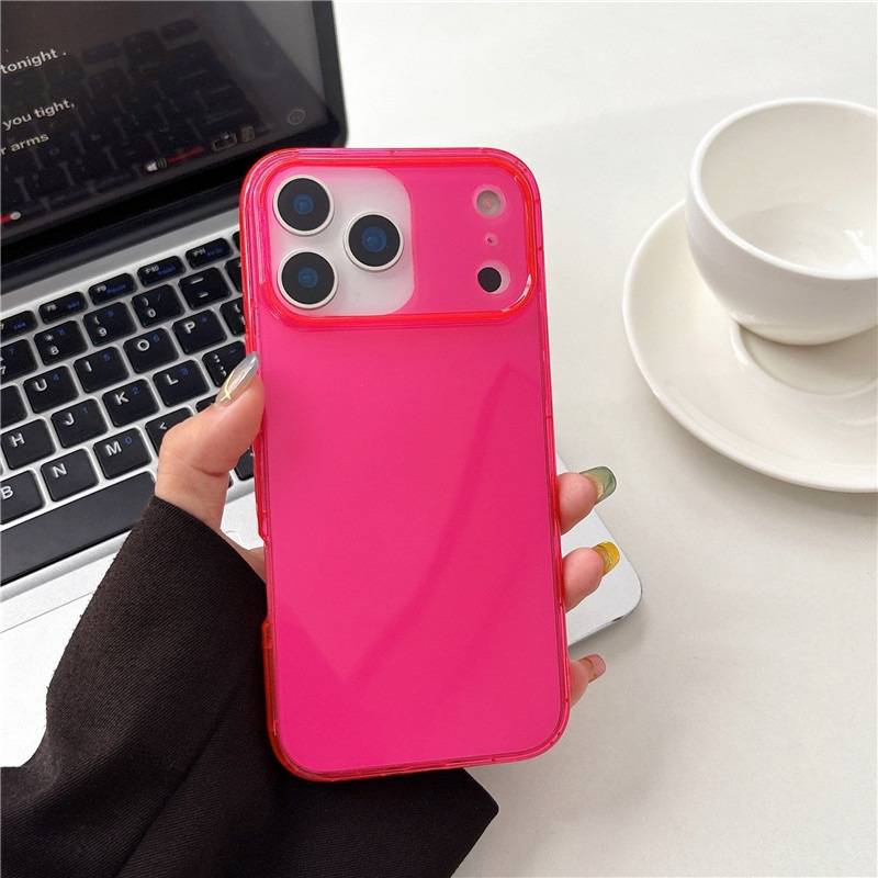 31035 iPhone 16 защитная крышка-чехол прозрачная силиконовая