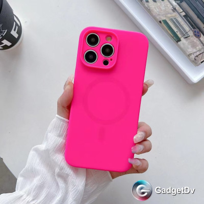 38236  iPhone 16Pro защитная крышка-чехол силикон однотонный