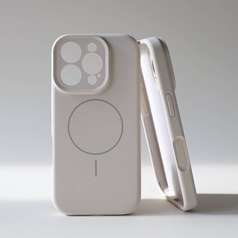 38127 iPhone 16 ProMax защитная крышка-чехол MagSafe Silicone
