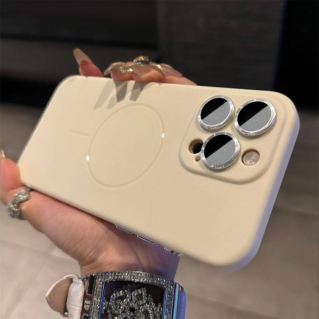 38127 iPhone 16 ProMax защитная крышка-чехол MagSafe Silicone