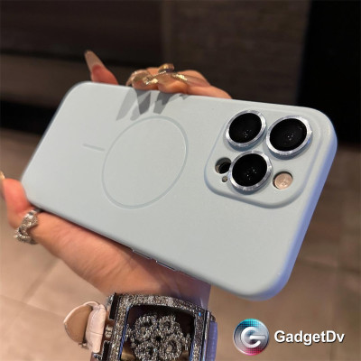 38127  iPhone 16 ProMax защитная крышка-чехол MagSafe Silicone