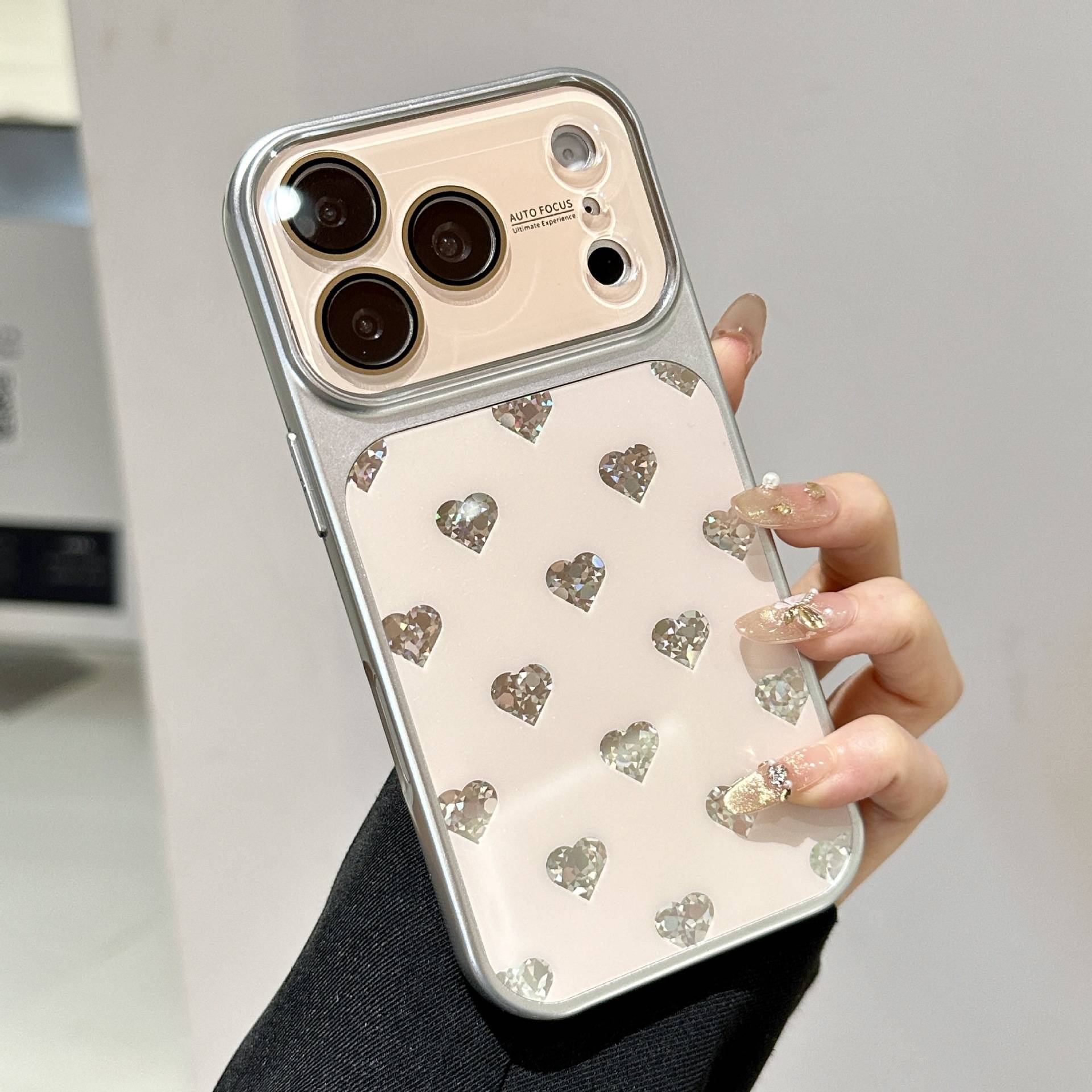 38668 iPhone 16 защитная крышка-чехол, G-case