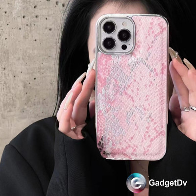 36051 iPhone 15 ProMax защитная крышка-чехол, змея