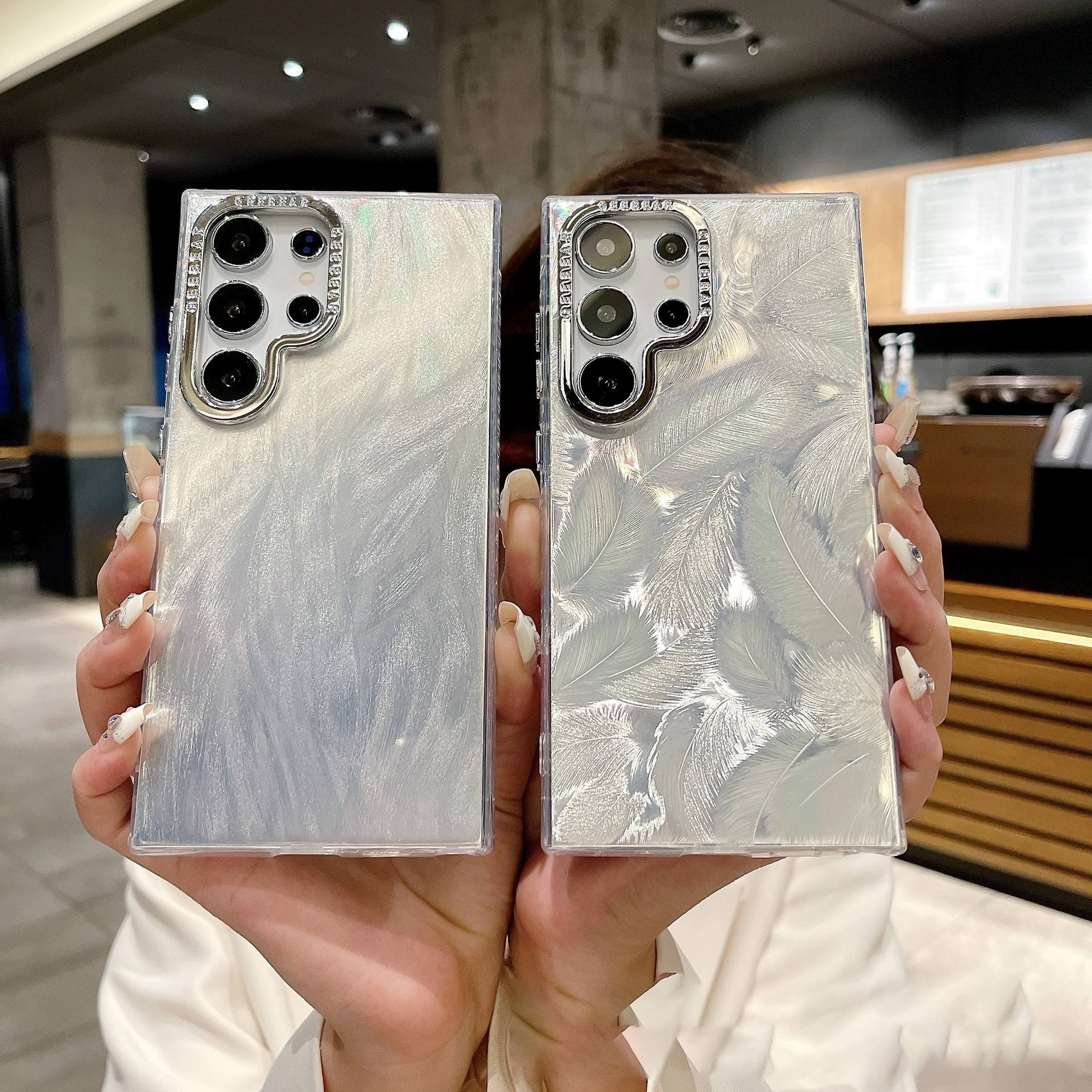 27148 Samsung S23Plus защитная крышка-чехол, разводы