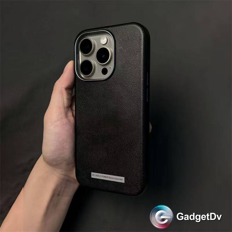 36047 iPhone 15 ProMax защитная крышка-чехол, Lovely